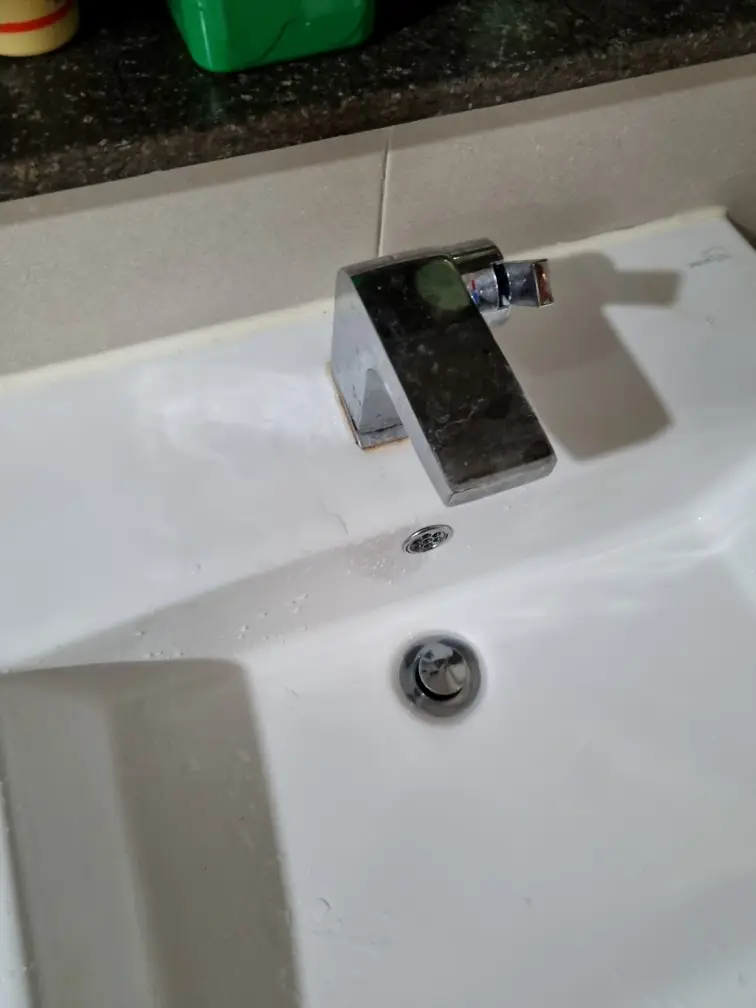 세면대 원홀 수전교체 완벽 가이드 - 설치부터 관리까지